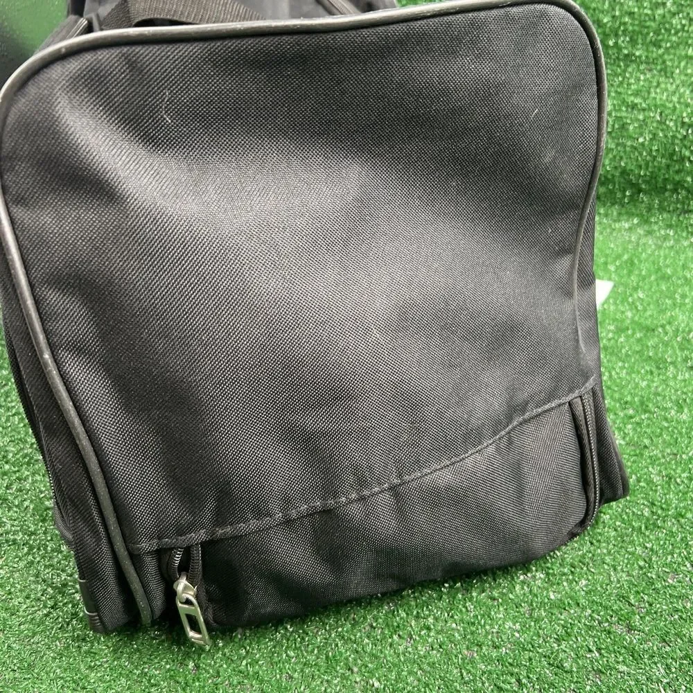 Walt Disney 1971 World Black‎ Two Rolling Wheeled Duffle Bag See Pictures
